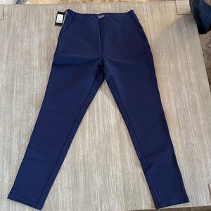 Women’s golf pants